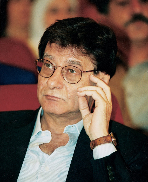 Mahmoud Darwich