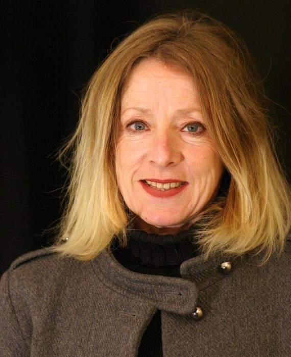 Noëlle Renaude