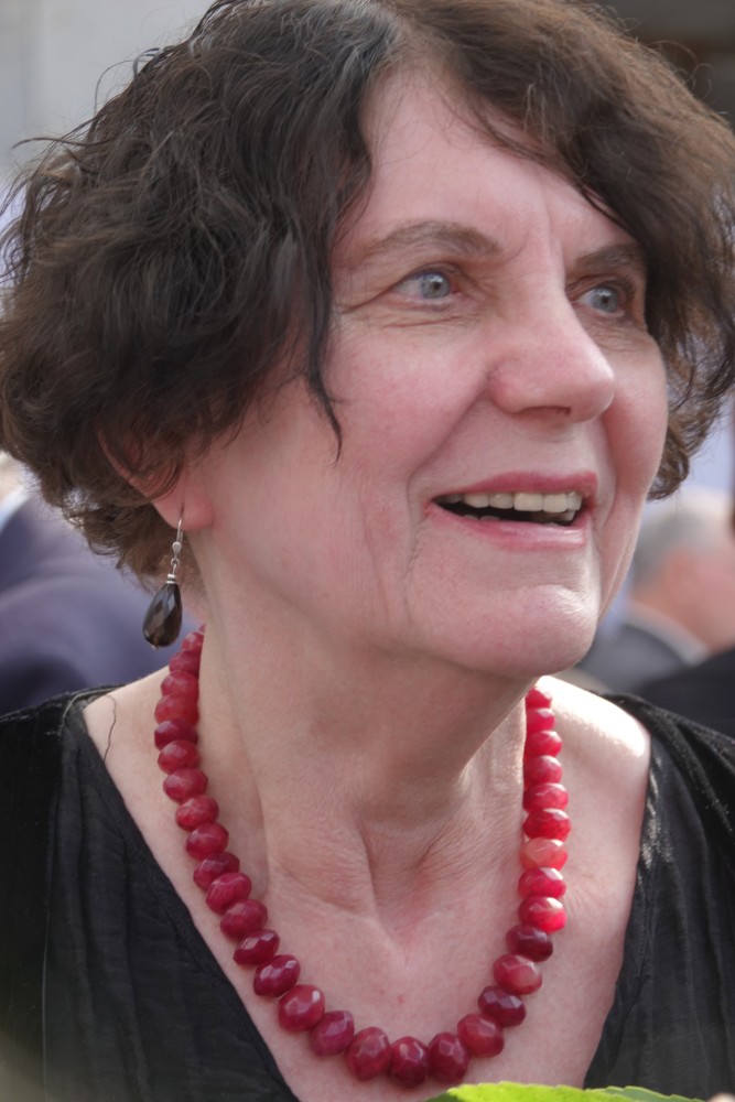 Regina Scheer